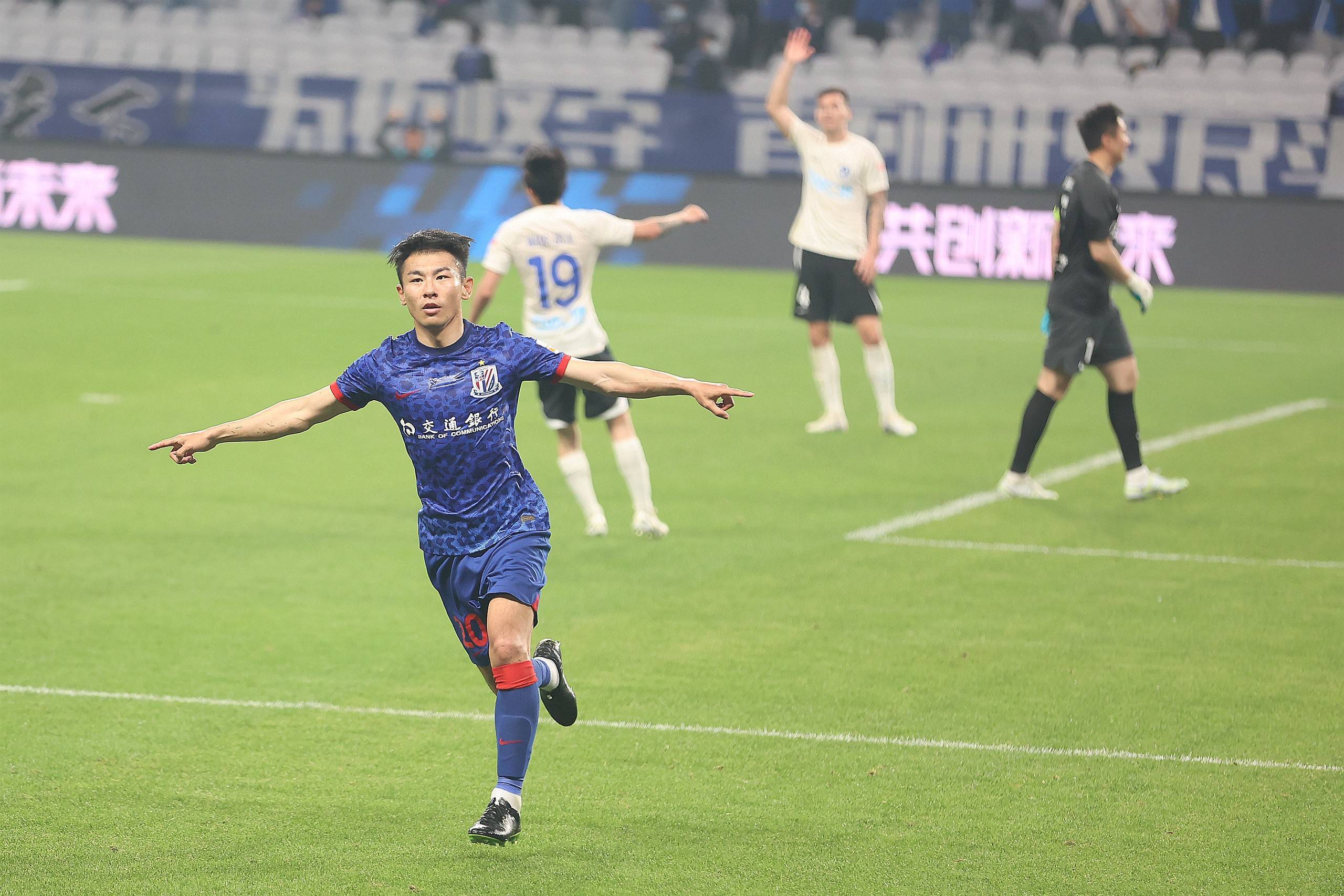 金沙娱乐入口-雄鹿米德尔顿去哪里了